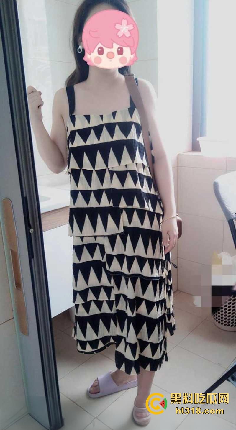 海角乱伦，终于让我逮到机会了，在厕所把准备出门的大嫂狠狠的猛操，憋了几天终于有发泄的地方了！  第3张