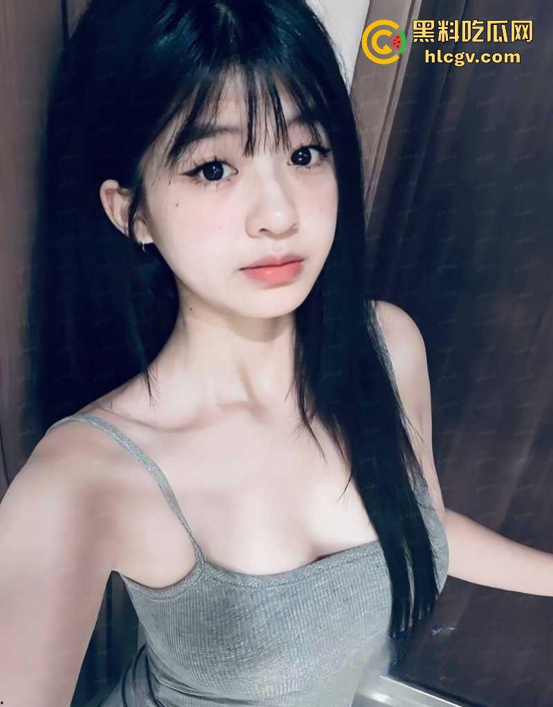 广州旅游学院『李香蓓』白虎嫩穴逼2.6万草一月！不做高端但逼价不低，这不是哄抬逼价是什么？  第6张