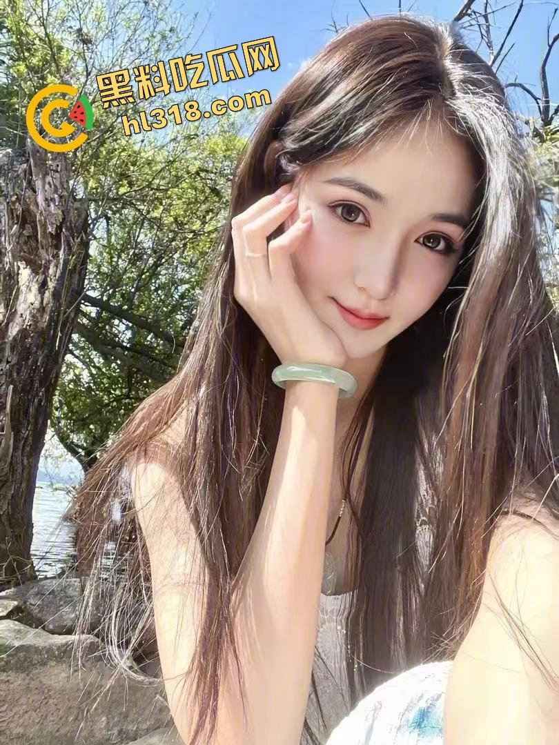 闺蜜互咬玩疯了姐妹反目，闺蜜抢男人翻脸撕逼，自爆跟姐妹服侍金主3P群交，姐妹一起下水谁都不洗白！  第3张