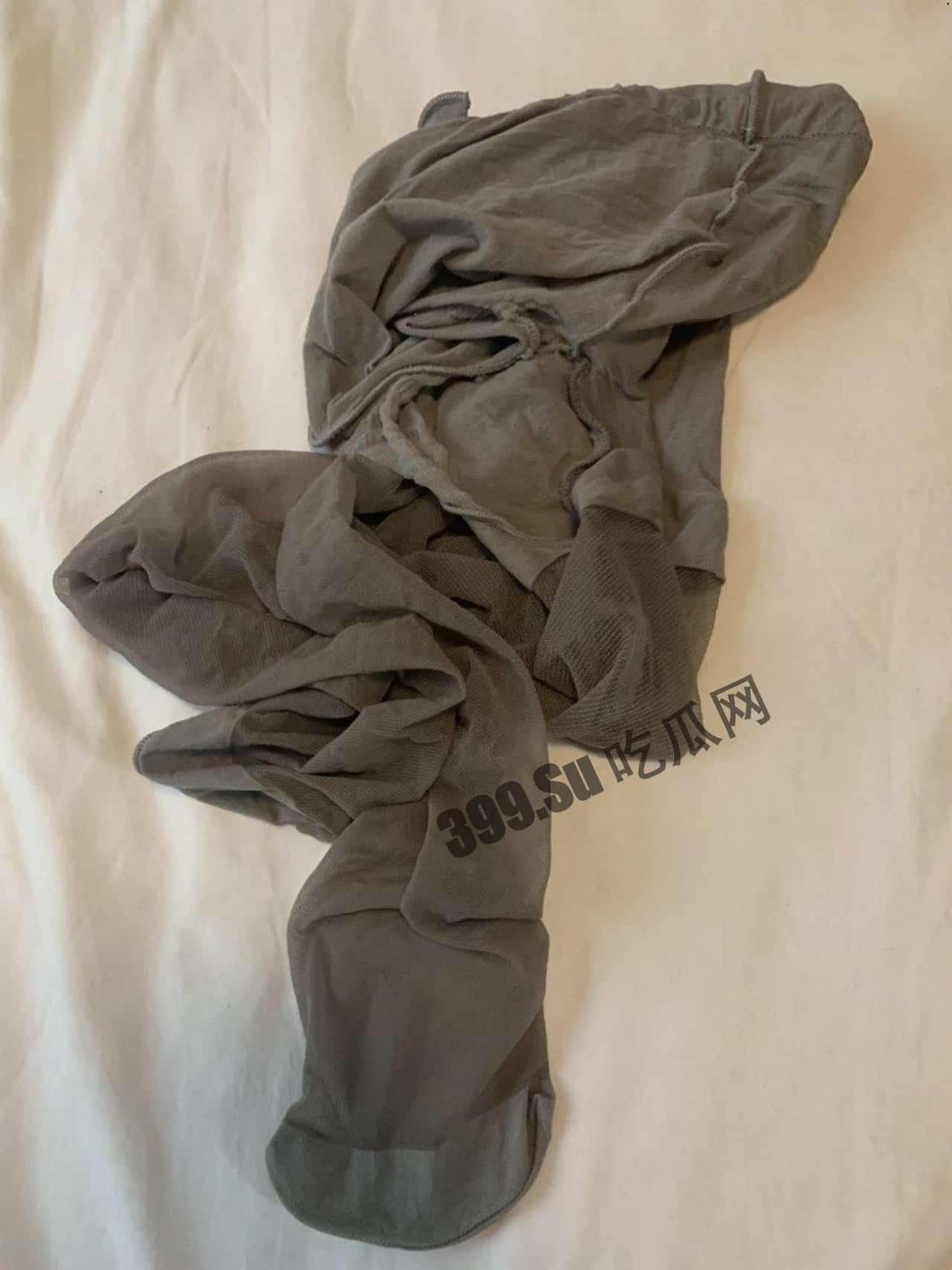 #空姐 #吉祥航空 吉祥航空777航班空姐手机被黑_休息室啪啪视频流出_，飞行中自慰，非常可口的小鲍鱼阴唇_肥满多汁！  第2张