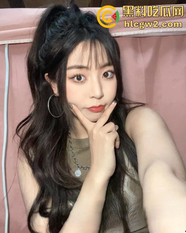 中职校巨乳老师『孟可心』酒店约炮，肉乎乎的身材抱起来狂操！微胖身材就是YYDS，操到停不下来！  第10张