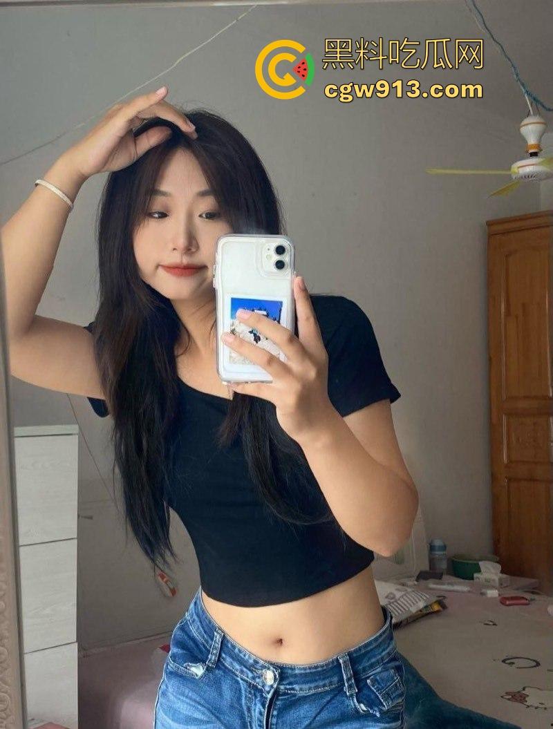 湖北经贸大学极品女大【李晓川】被金主包养性爱视频流出，多人酒店调教群P，校园女神沦为性玩具！  第1张