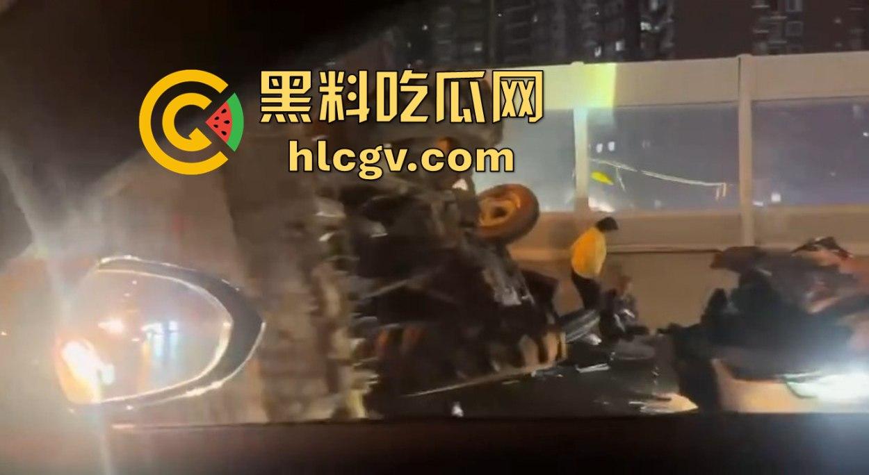 全网疯找风衣奥迪姐！晚风拂黑发，奥迪掀半挂A4稳坐高速，一掀半挂成神作，优雅永不过时！  第7张