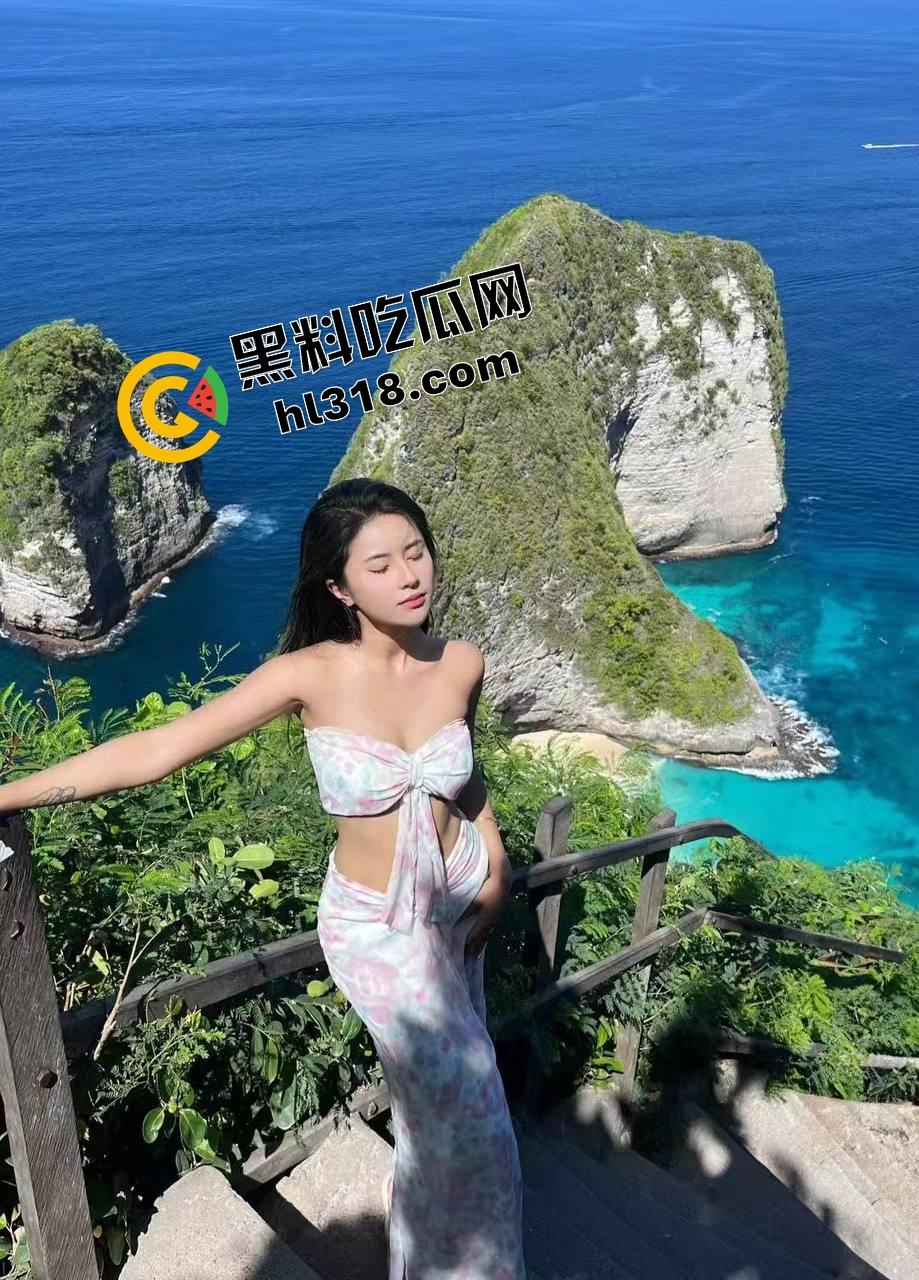 舔狗极限受虐，全裸当狗钻裤裆只为肏屄，双S女主一个御姐拿皮鞭一个JK妹子加油，操逼得先钻十圈！  第2张