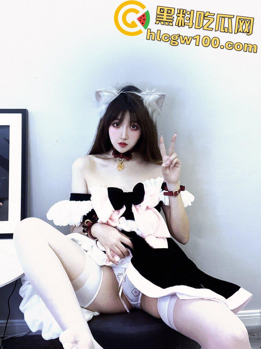 天津【郝天莙】按主人命令社死曝光，高颜值粉嫩白虎骚穴，纹身肥臀玩肛塞  第11张