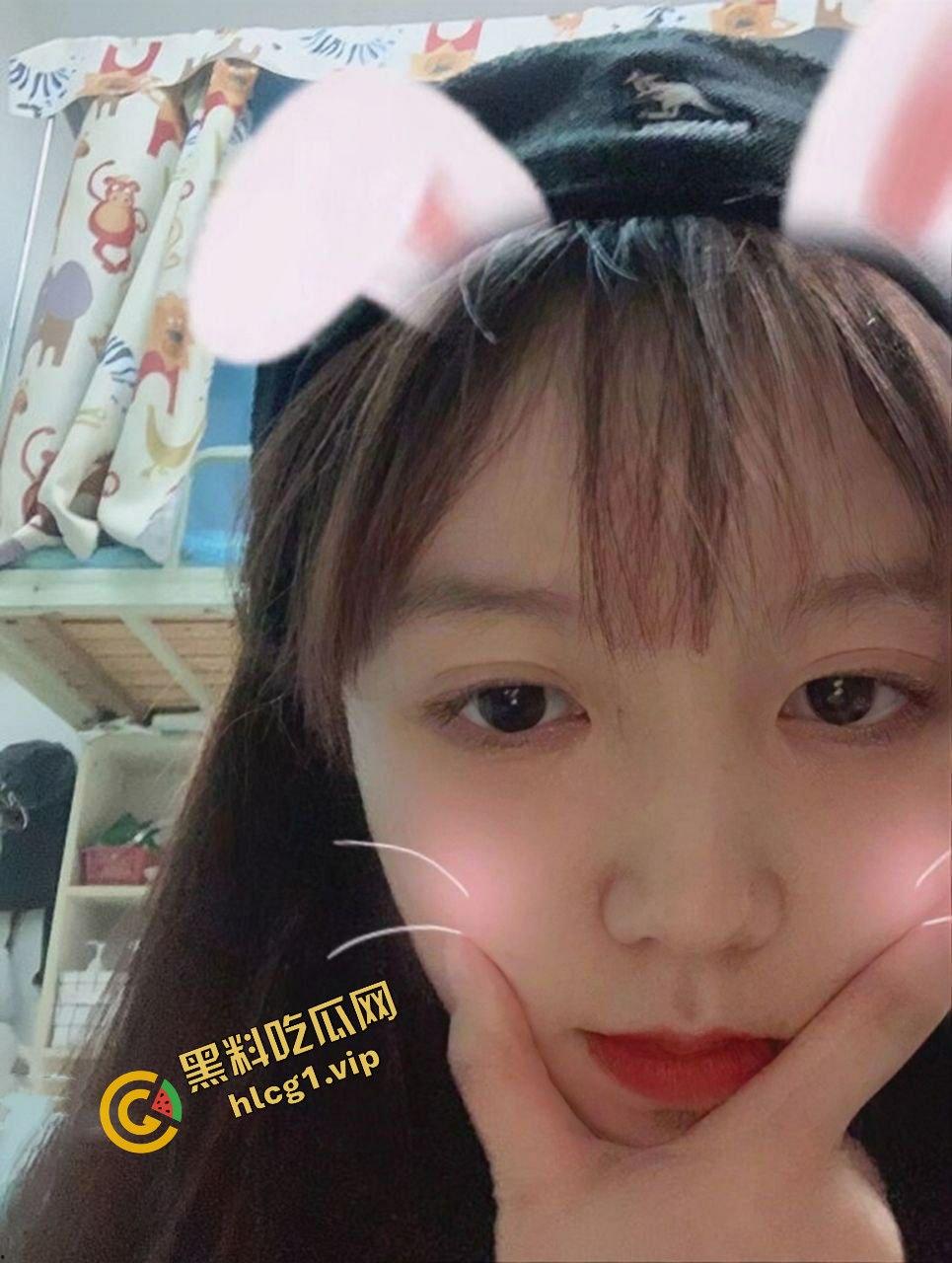 江苏妇女保健医院女医生『吴媛媛』饥渴风骚少妇 勾引病患者老公 家中激情四射！  第1张