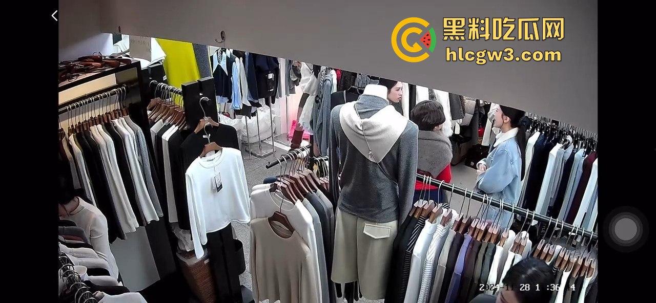 广州沙河服装城大乱斗！多名女子档口互撕，姐妹们龙虎斗，场面劲爆骂声不断！  第6张