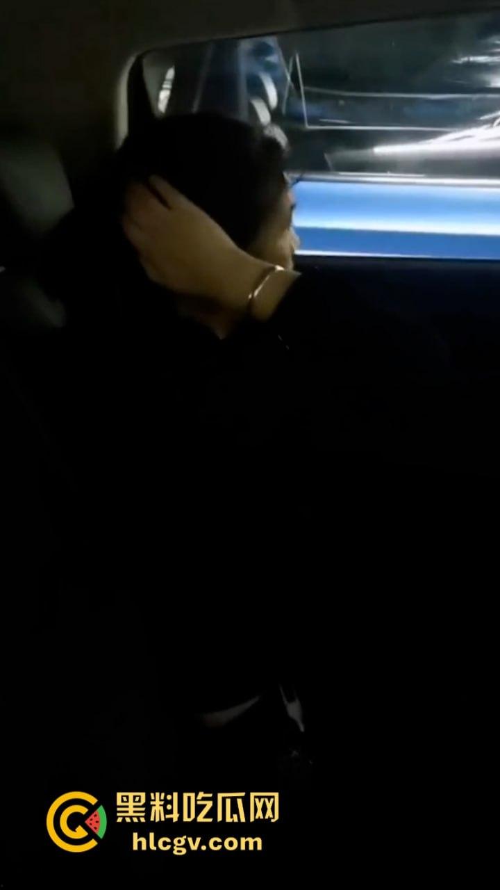 深圳骚婊【林翠霞】劈腿出租车司机被老公当场捉住 社死抓奸视频传遍朋友圈  第5张