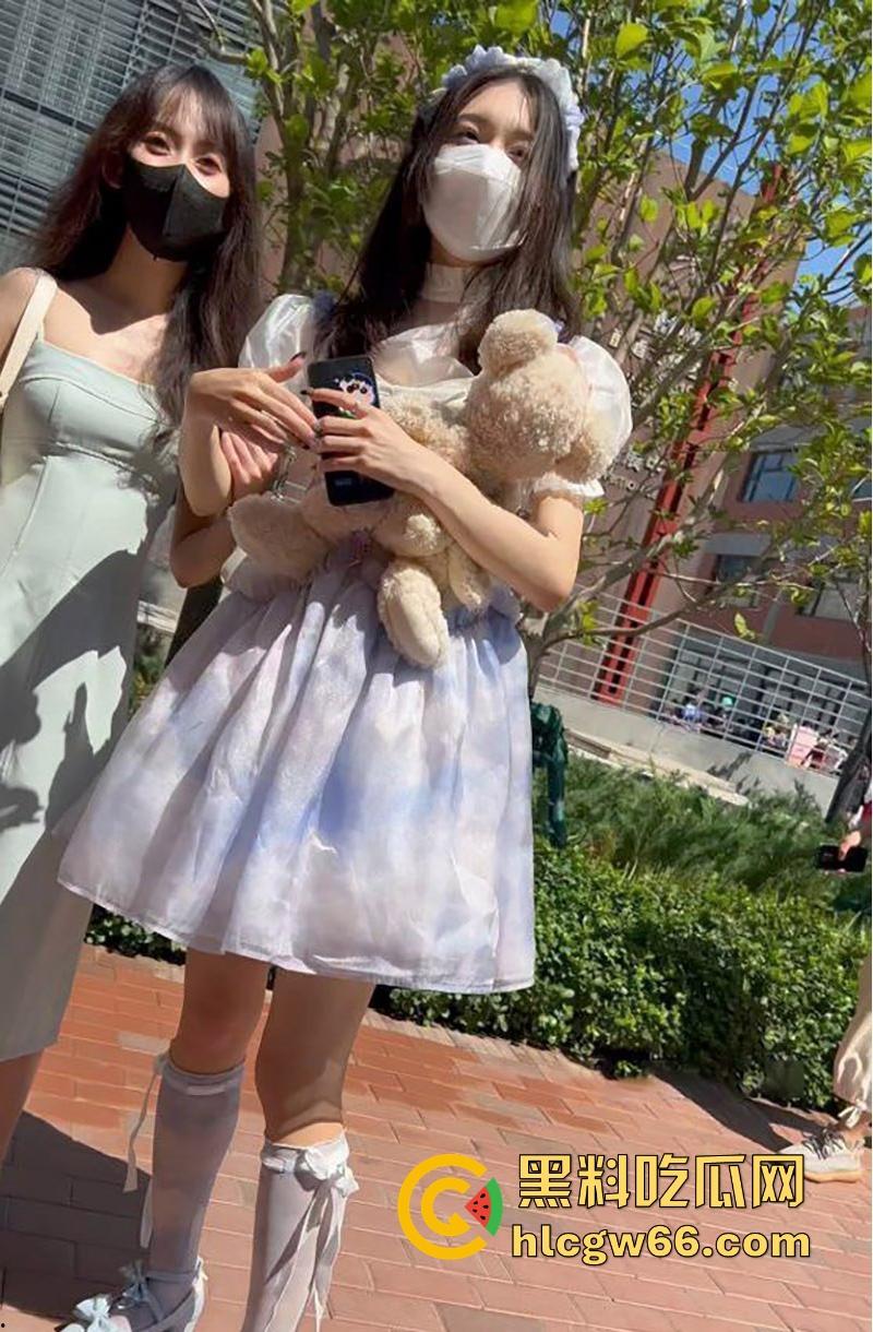 瓜友投稿！漫展认识的洛丽塔美女 身材性感颜值可爱 当天拿下带回家各种姿势爆操 无毛嫩穴超诱人  第6张