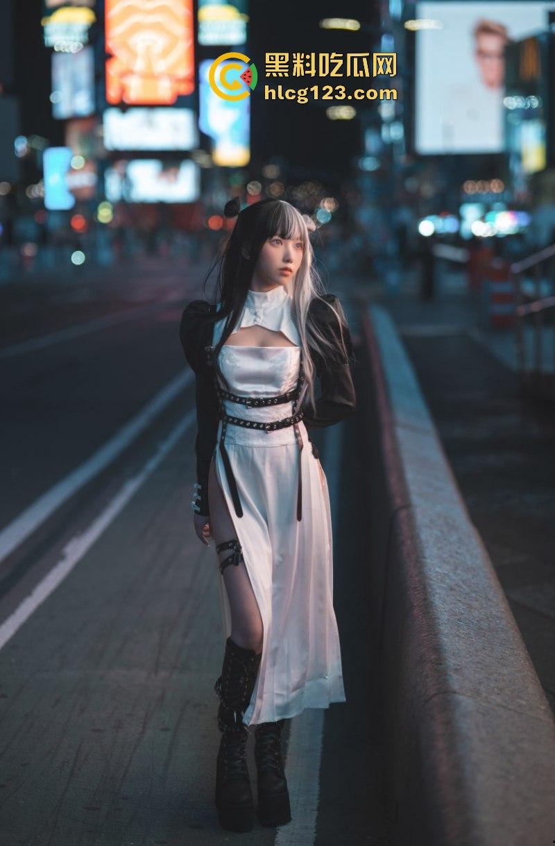 福利姬【果咩咩】完美身材雪乳蜜臀超诱惑 真实信息&金主私享视频曝光  第17张