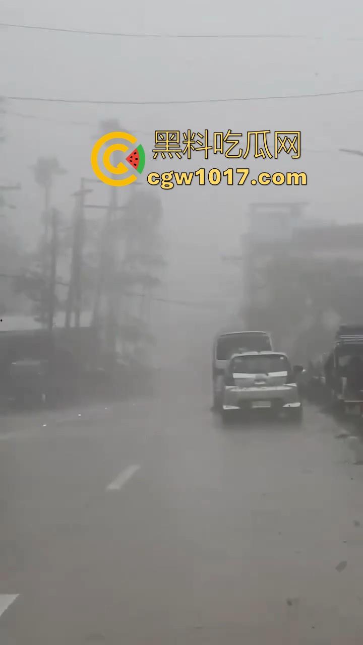 超强台风海鸥强势登陆菲律宾，全国进入灾难状态至少导致142人死亡，127人失踪，近几年全世界环境真的越来越严重了！  第10张