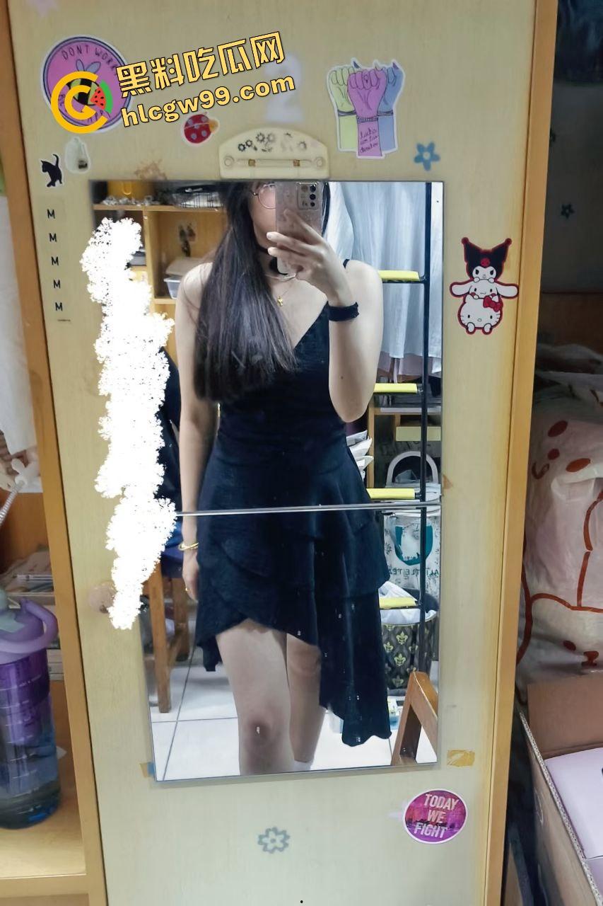 广东中山反差骚鸡肉便器【任美雅】酒店与男友爆操性爱，女上细致摩擦填满黑洞！独家曝光流出！  第4张