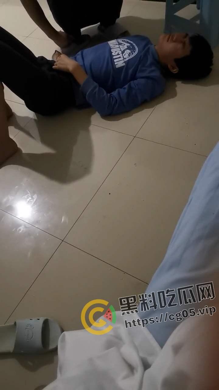 辽宁营口大石桥第二高级中学 男生在卫生间遭遇霸凌围殴 事后校方和打人家长不承认 现在孩子精神出现异常  第1张