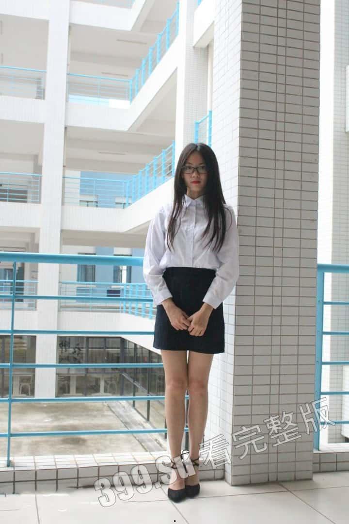 泄密 都在找的清纯女神 医院帮男友取精完整版来了  海量自拍做爱视频也被网友扒出 各种制服口交啪啪 超反差 第1张