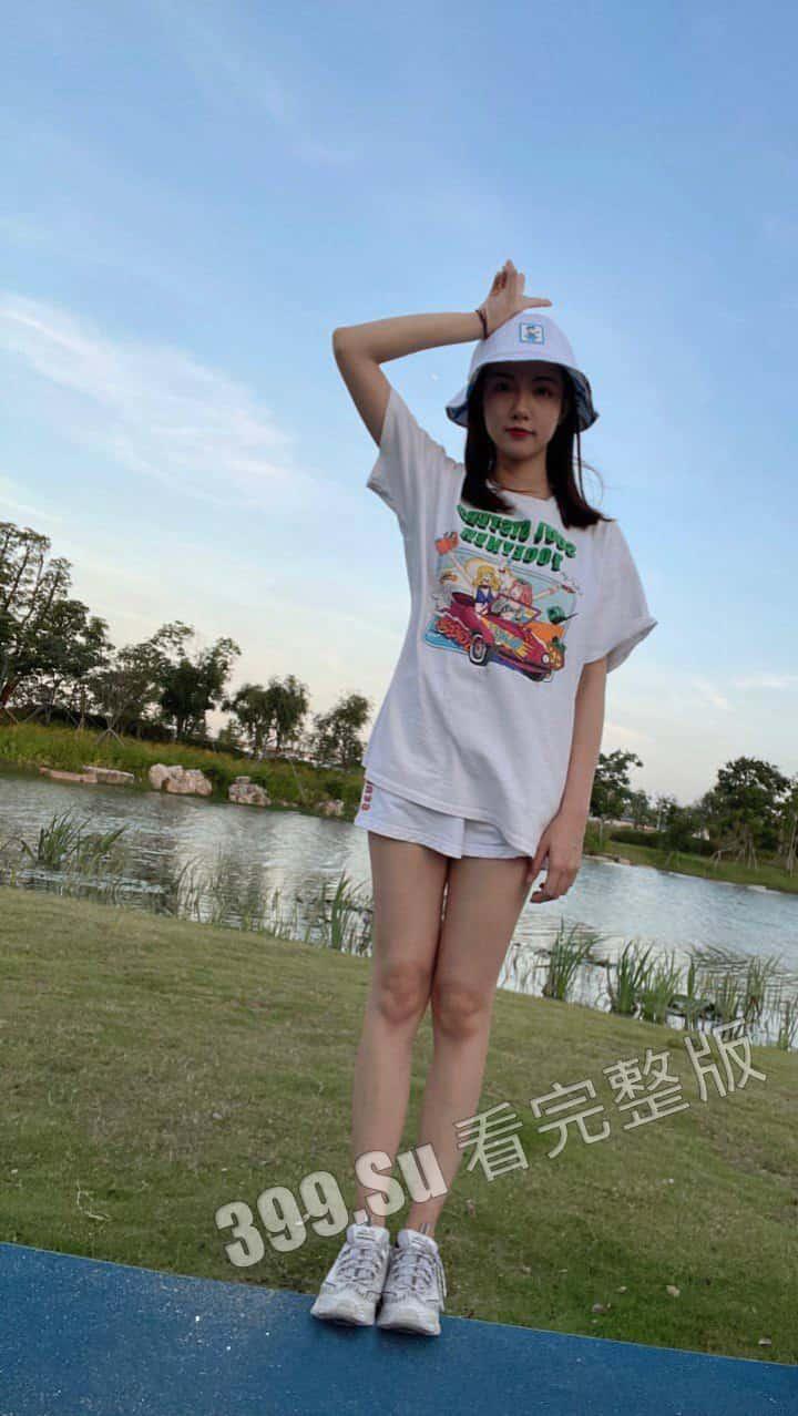 泄密 都在找的清纯女神 医院帮男友取精完整版来了  海量自拍做爱视频也被网友扒出 各种制服口交啪啪 超反差 第2张