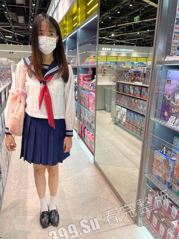 泄密 都在找的清纯女神 医院帮男友取精完整版来了  海量自拍做爱视频也被网友扒出 各种制服口交啪啪 超反差 第3张