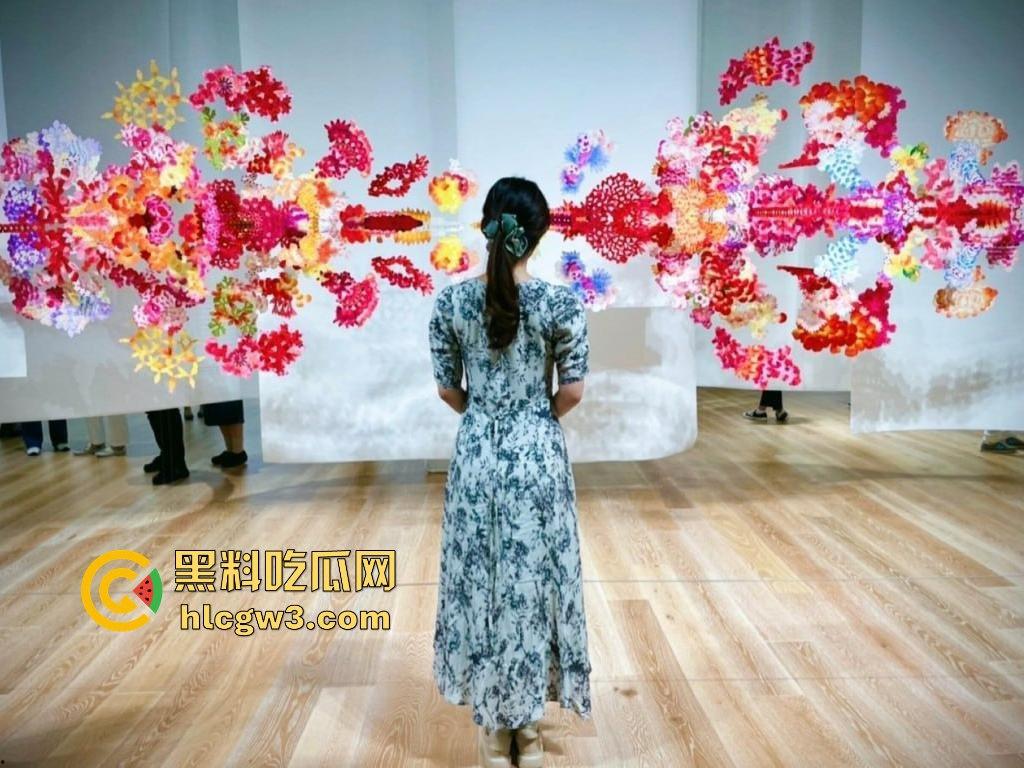 极品身材御姐【Rikak】上线 自曝福利顶级美颜反差超大，骚得像只母狗马甲线大奶加持，撸完直接虚脱！  第6张