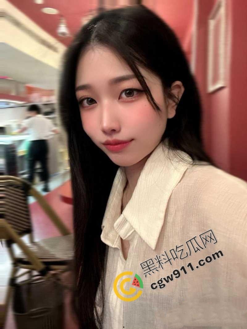 锡林浩特市90后巨乳骚货【王美丽】为帅哥网红大胆挥霍600万，骚逼身材火辣被疯狂抽插视频震惊全网  第3张