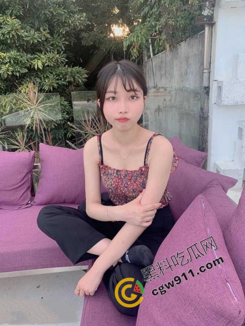 锡林浩特市90后巨乳骚货【王美丽】为帅哥网红大胆挥霍600万，骚逼身材火辣被疯狂抽插视频震惊全网  第4张