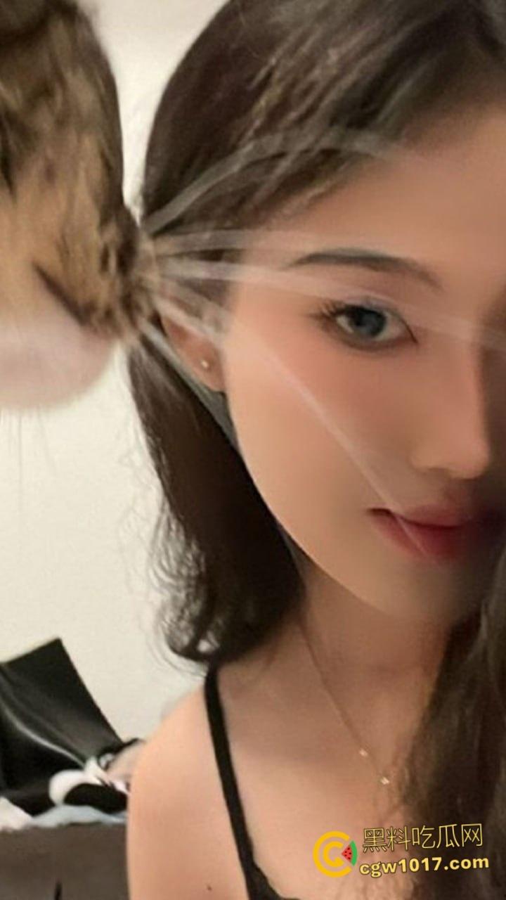 富二代约炮大神【fkabuto】，调教广州极品车模，SM捆绑足交贞操笼轮番上阵，白虎嫩穴无套狂操 !  第4张