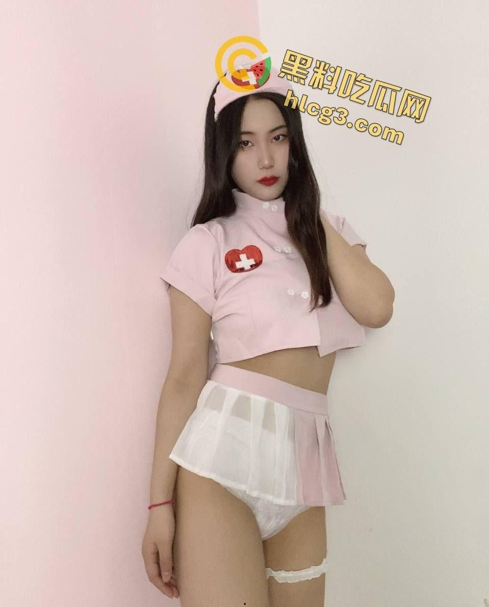 推特巨乳妹子极品肥臀！自拍视频全网爆炸，满满的肉感诱惑  第14张