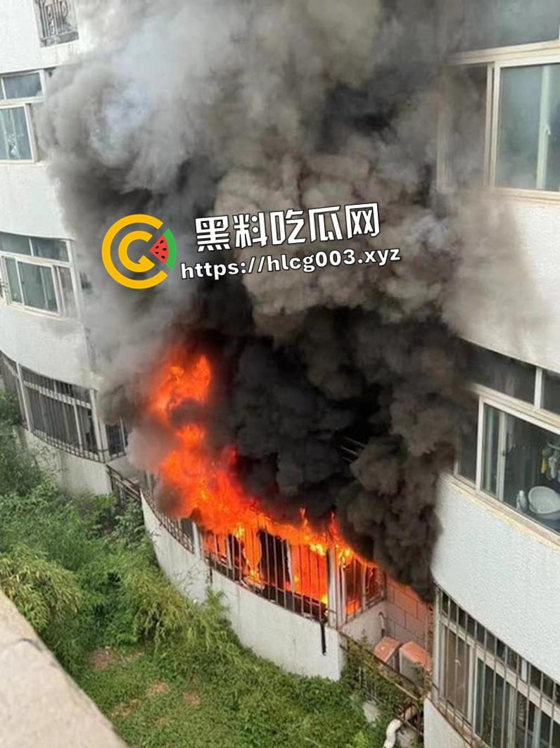 新闻学不存在了！中国传媒大学发生火灾 学生受伤住院没人管 严查社交媒体相关言论 这就是顶尖传媒大学的公关能力  第1张