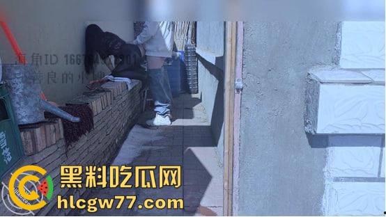 海角社区 跟善良的小嫂子在灶台上激情做爱 无套内射这发情的小骚货 诱惑满满！  第4张