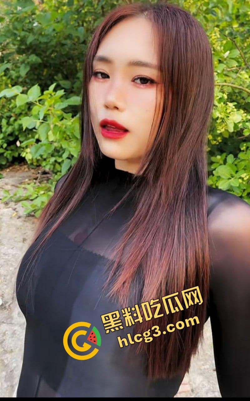 快手网红『元气学姐』全裸私拍流出，劲爆私拍暴露双重反差，脸穴同框自慰震撼爆料！  第8张