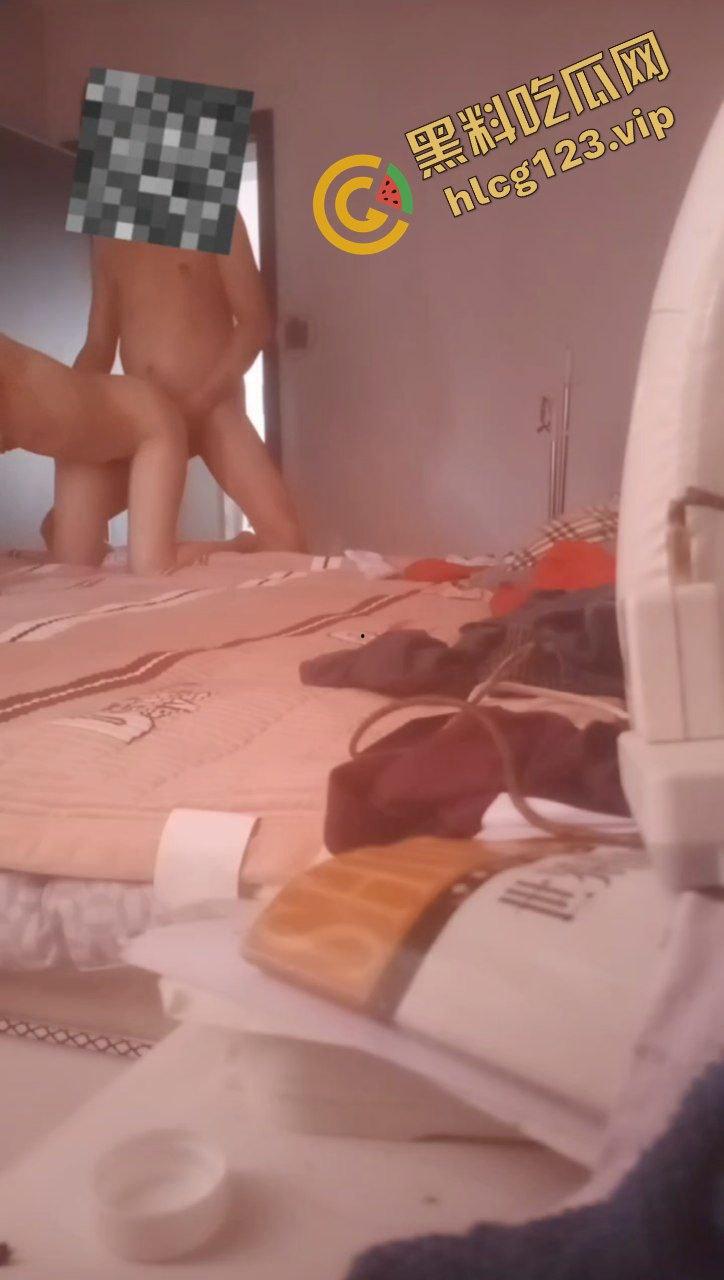 亲身经历原创真实曝光 饥渴少妇『张菲』婚后寂寞难耐 背着老公与老王偷情干炮 丈夫女儿全被蒙在鼓里  第13张