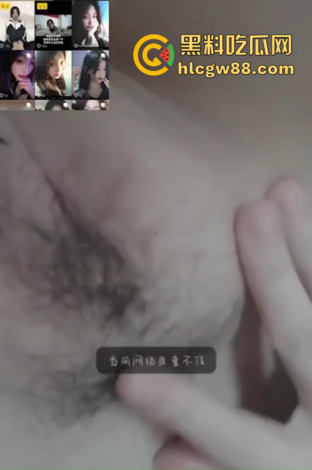 辽宁师范大学钢琴艺考生【刘小萌】高中时期裸聊视频被曝光 小小年纪就骚性大发的母狗 内容炸裂！  第11张