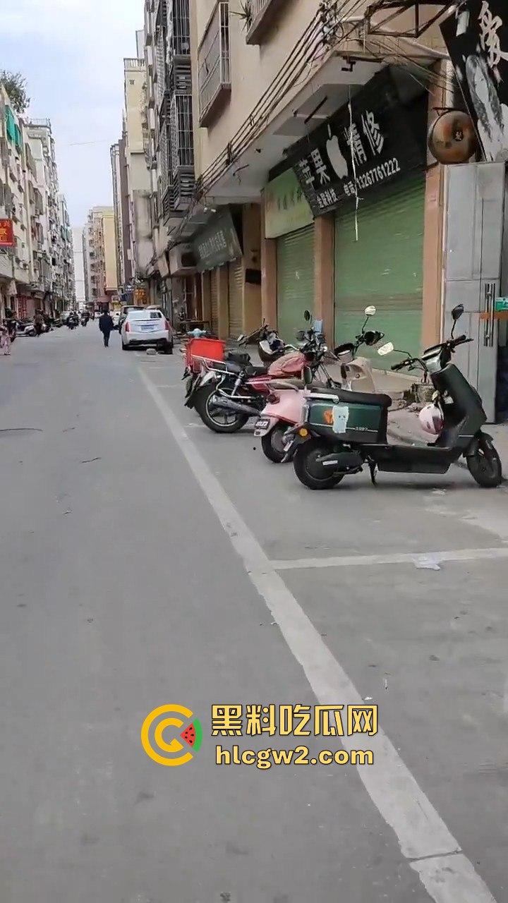 汕头商铺拒检潮爆发！街上空无一店，网友感慨疫情三年都没这么难，国考真是硬考！  第11张