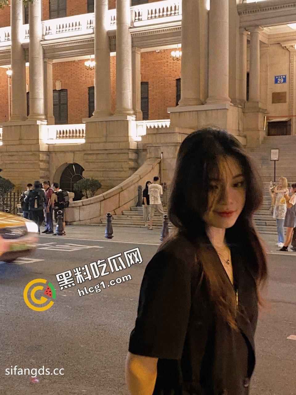 广州美术学院『孙韵婷』骚货 在镜子前被男友猛怼后入 记录骚样视频流出  第4张