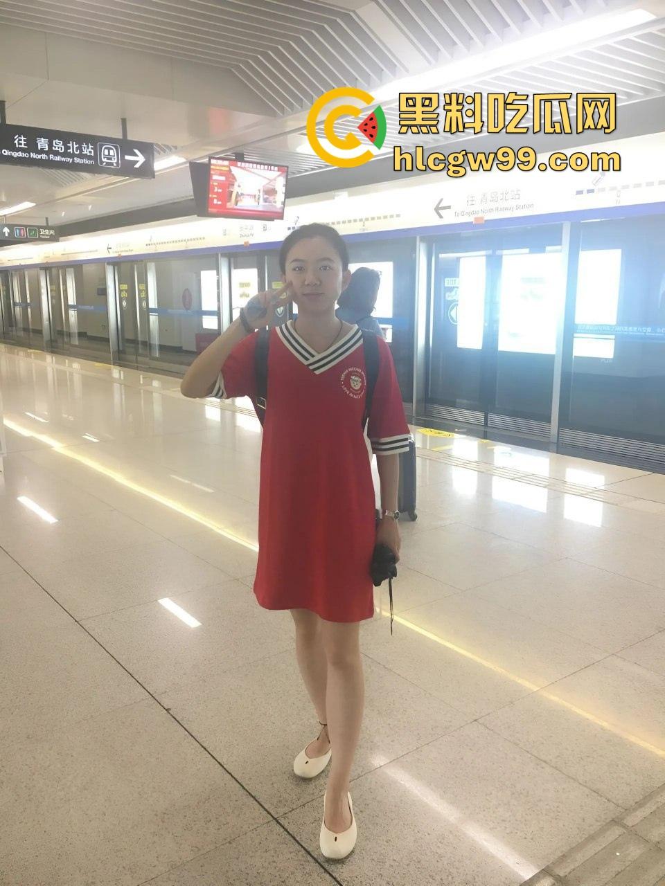 安大刚毕业骚女『周妙妙』剃逼毛当白虎被男友狂舔逼还打王者,这边舔着那边玩着! 第1张 安大刚毕业骚女『周妙妙』剃逼毛当白虎被男友狂舔逼还打王者,这边舔着那边玩着! 第1张