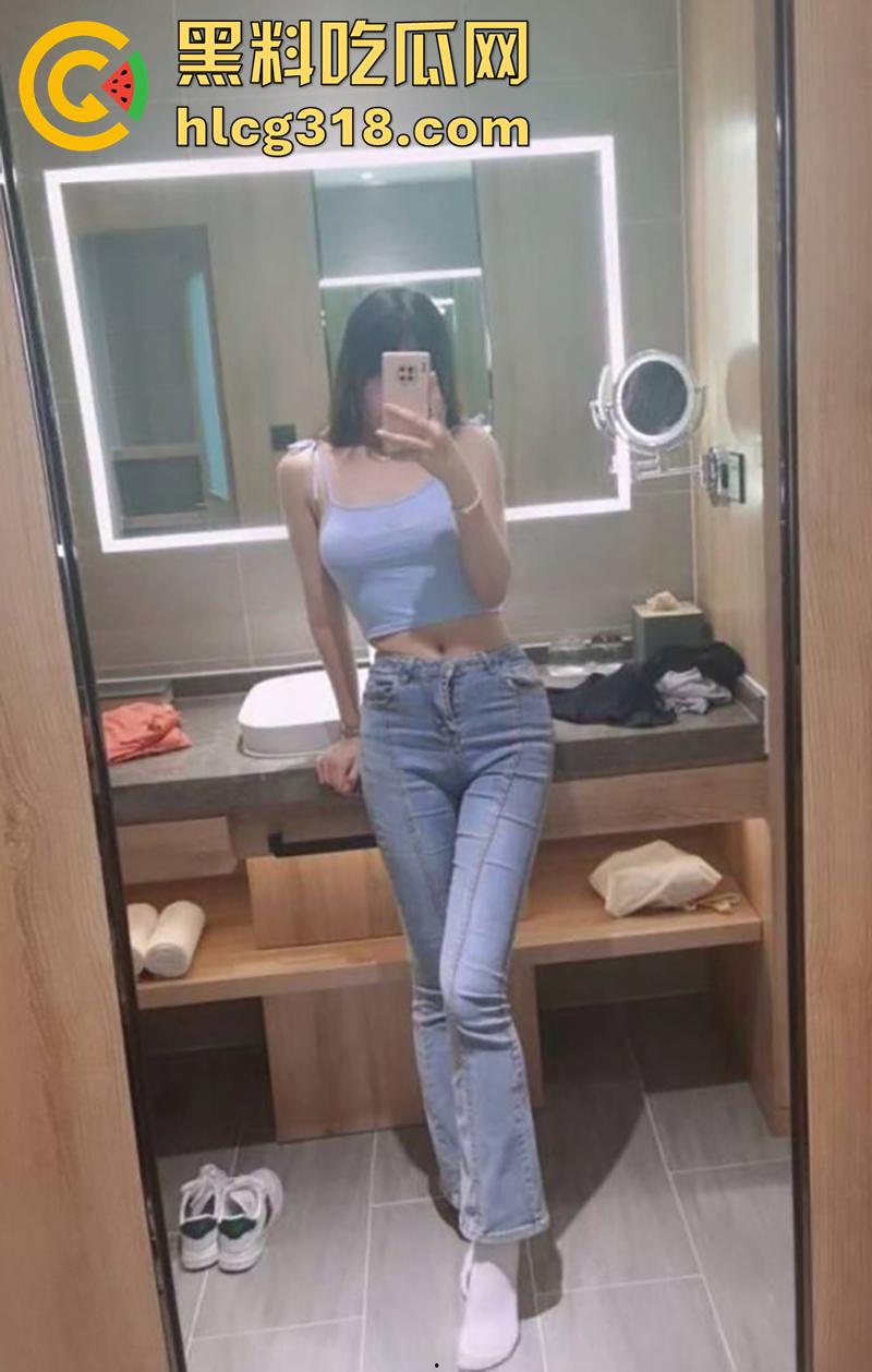 长春护理职校周研茹，高颜值校花女神，身材性感口活一流，约炮已婚男金主，全露脸视频流出！  第5张