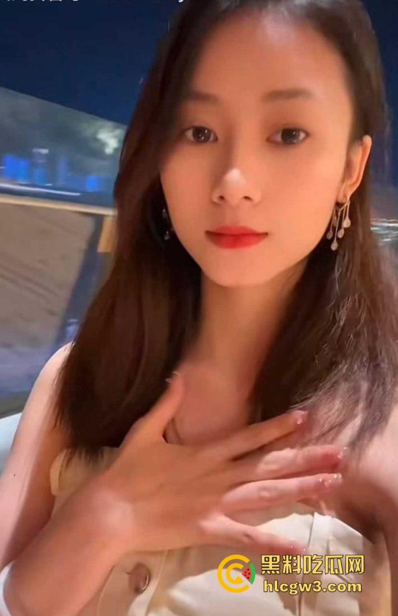 21岁模特级绝品前女友【蔡玲】被渣男泄密裸聊视频 还是一位喜欢吃鸡操逼的反差母狗! 第3张 21岁模特级绝品前女友【蔡玲】被渣男泄密裸聊视频 还是一位喜欢吃鸡操逼的反差母狗! 第3张