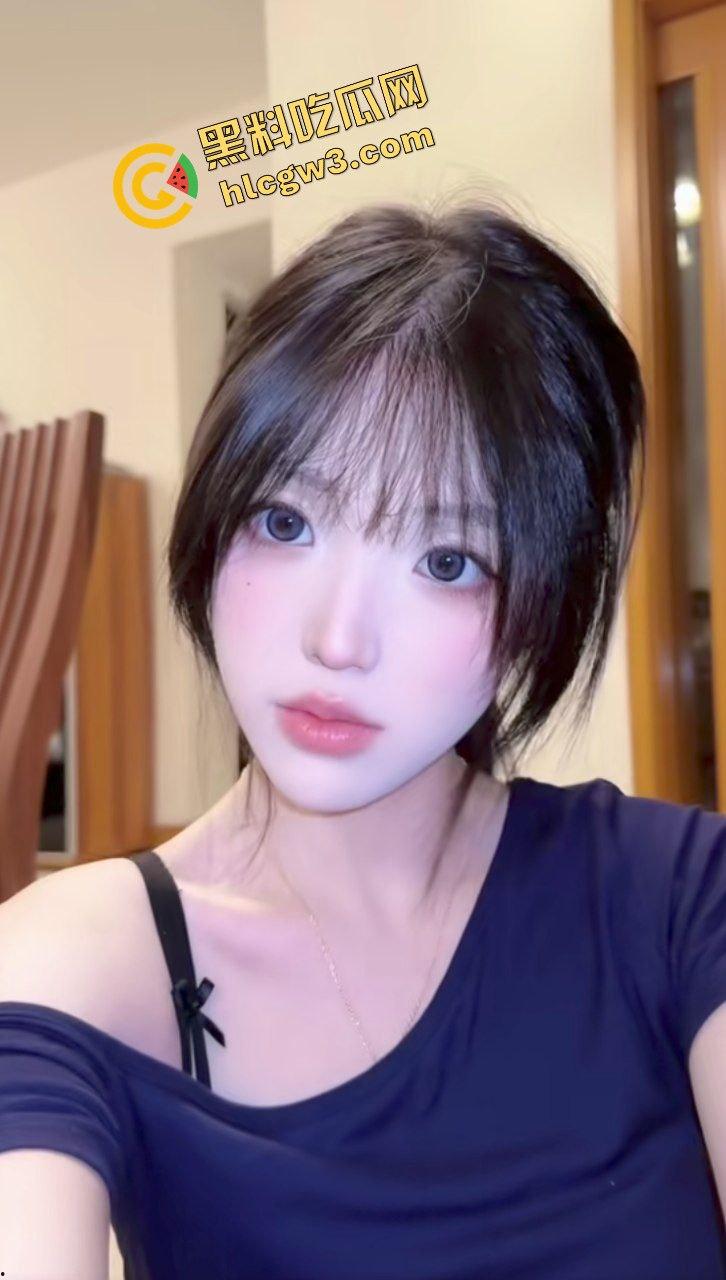 抖音澳门城市大学反差骚贱御姐『流心小软糖』渔网黑丝诱惑抠逼 猛男爆操骚逼淫叫！独家曝光！  第4张