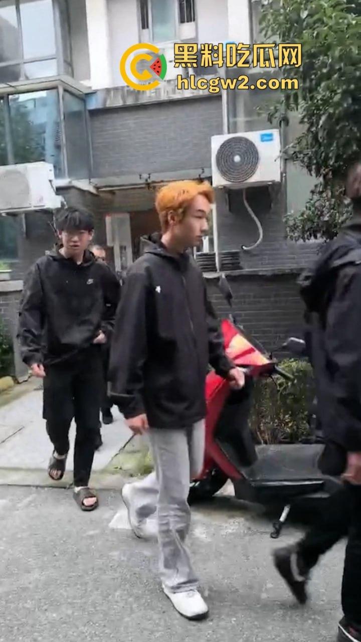 表面人模狗样实则穷酸坏心肠 江苏三无业青年靠19块钱空手套白饭 证据面前还死不承认 垃圾中的垃圾  第1张