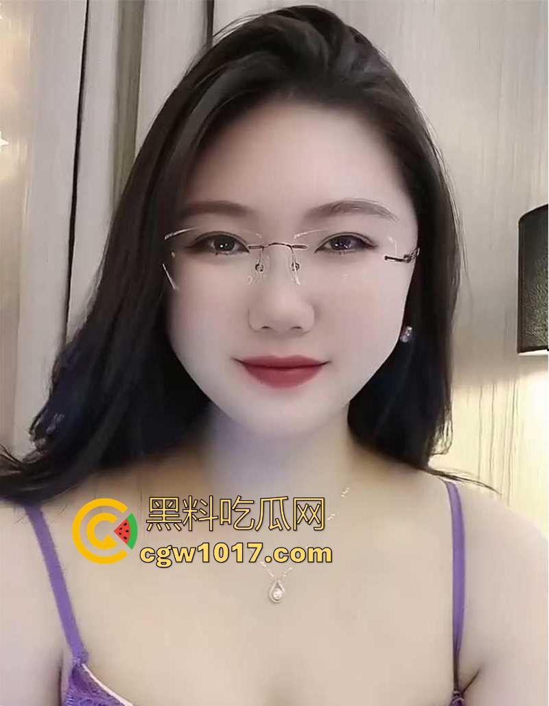 快手微胖熟女网红【耲戇薹脔素姐】不雅视频流出！线下被大哥约炮，跪地含屌猛舔，完美露脸浪叫销魂！  第2张