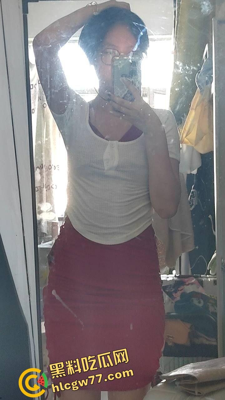 这逼脸蛋太不配了,川音第一校花【林初霏】被玩成肛交性奴,被富二代爆肛调教,屁眼松得能塞瓶盖! 第3张 这逼脸蛋太不配了,川音第一校花【林初霏】被玩成肛交性奴,被富二代爆肛调教,屁眼松得能塞瓶盖! 第3张