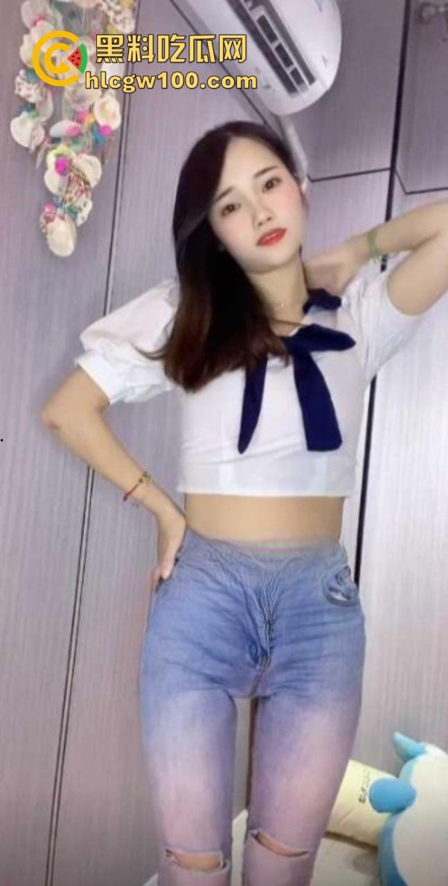 抖音23万粉丝【霸气你莲妹】大尺度骚舞加福利私拍 抠逼激情啪啪视频流出! 第3张 抖音23万粉丝【霸气你莲妹】大尺度骚舞加福利私拍 抠逼激情啪啪视频流出! 第3张