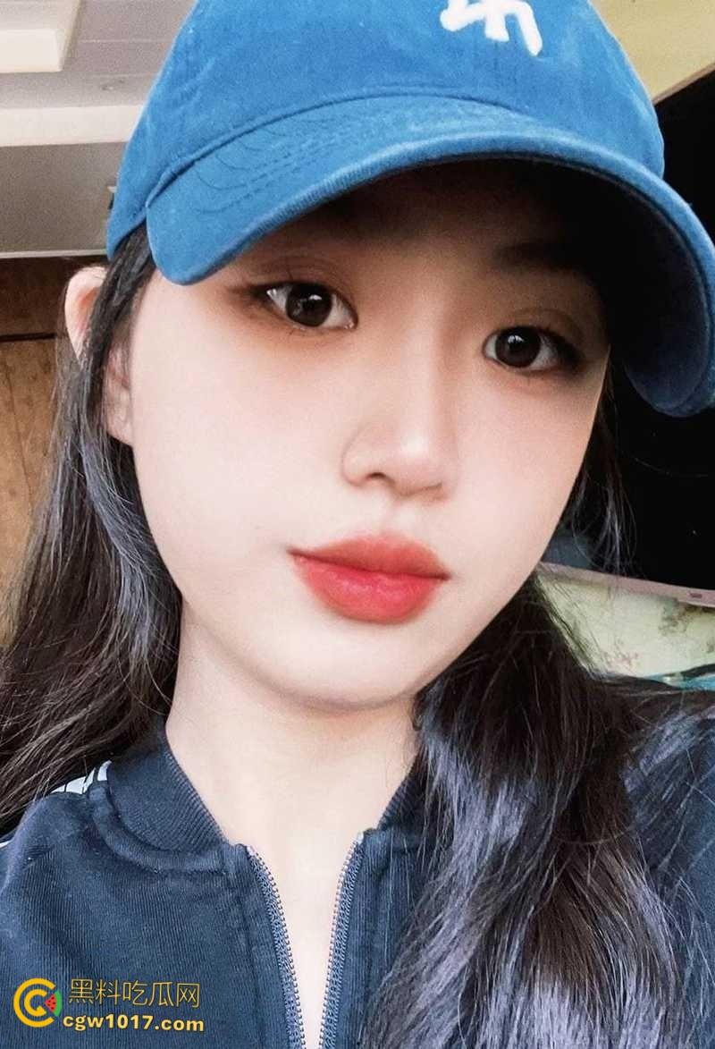 贵州爆乳嫩妹【张静玲】,手持身份证全裸自拍还债 ,浴缸岔腿揉穴自慰,巨乳晃到失焦,为了碎银甘当母狗! 第1张 贵州爆乳嫩妹【张静玲】,手持身份证全裸自拍还债 ,浴缸岔腿揉穴自慰,巨乳晃到失焦,为了碎银甘当母狗! 第1张