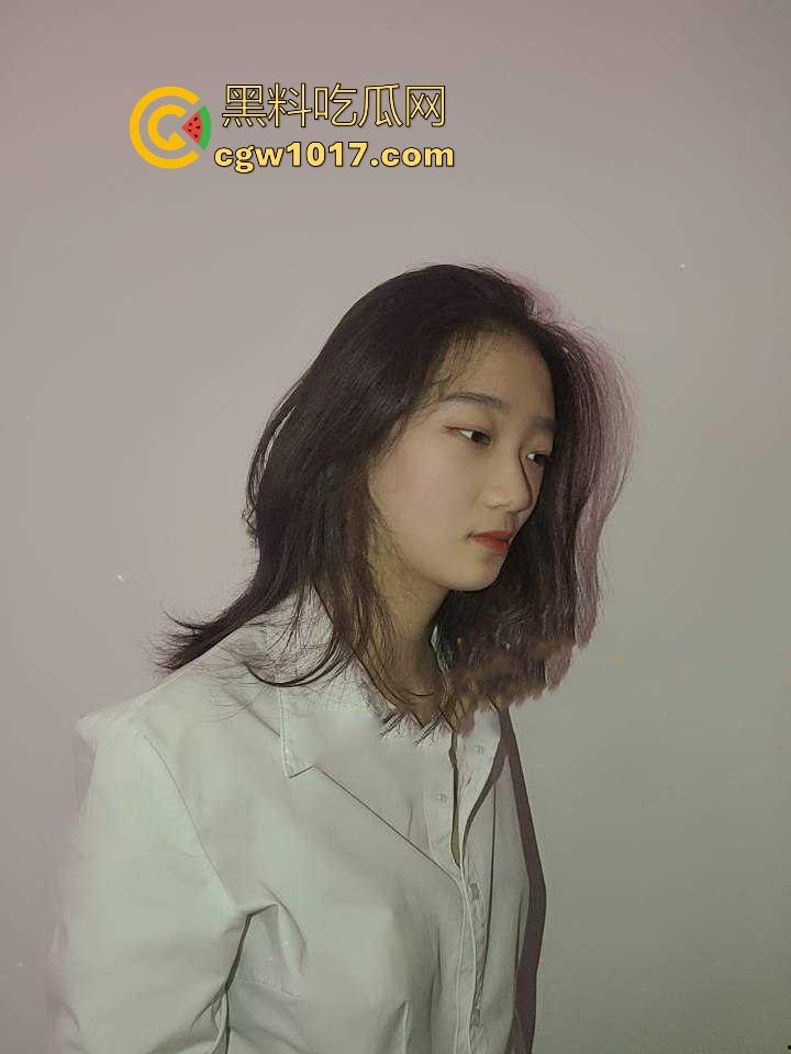 东北师范学大学淫荡小母狗【魏梦】与男友做爱视频曝光,日常花式做爱镜头面前大胆展示小嫩逼,真是应了那句十个眼镜九个骚! 第2张 东北师范学大学淫荡小母狗【魏梦】与男友做爱视频曝光,日常花式做爱镜头面前大胆展示小嫩逼,真是应了那句十个眼镜九个骚! 第2张