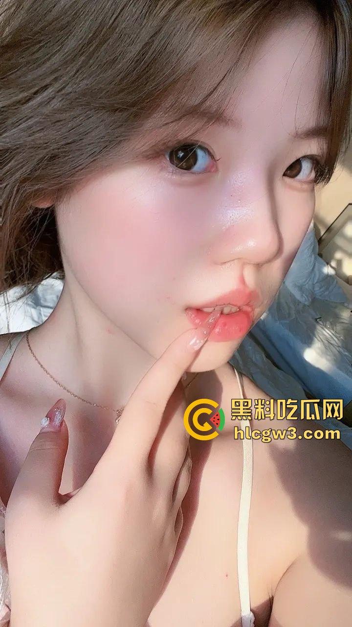 推特反差母狗【钰子】退圈 找到有钱大哥当干爹，从互联网鸡变成干女儿，夜夜换新姿势伺候骚劲不减！  第3张