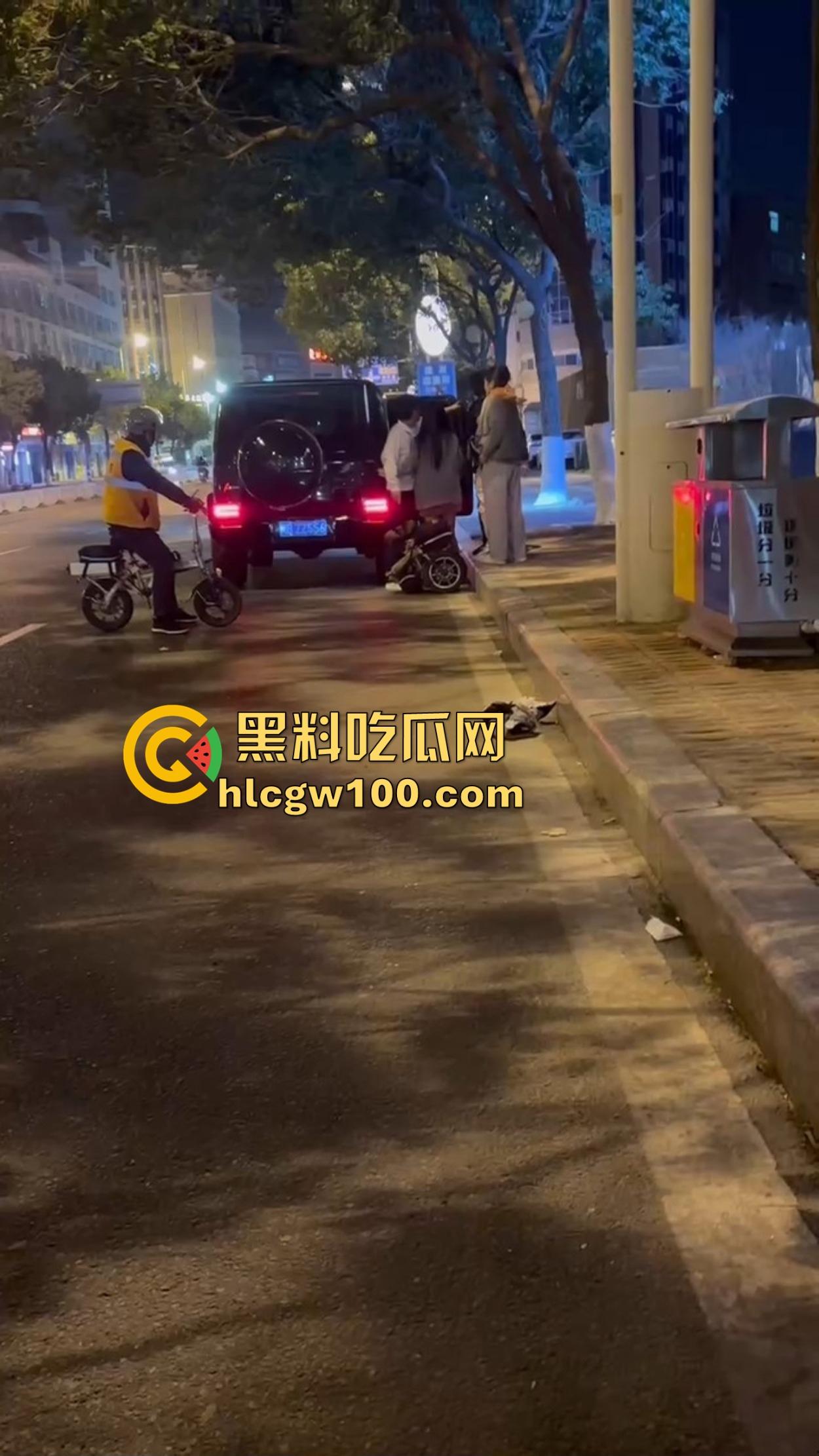 深圳街头大G车主醉汉闹事,嫌代驾收费贵,怒骂拳打不够还拿头盔爆扣,代驾被砸得怀疑人生! 第1张 深圳街头大G车主醉汉闹事,嫌代驾收费贵,怒骂拳打不够还拿头盔爆扣,代驾被砸得怀疑人生! 第1张