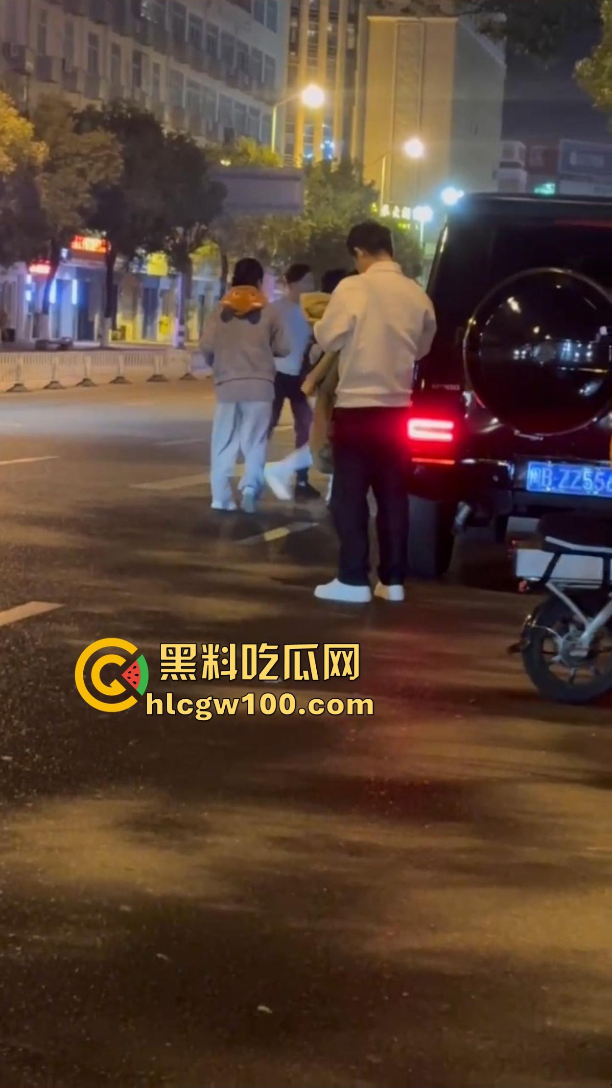 深圳街头大G车主醉汉闹事,嫌代驾收费贵,怒骂拳打不够还拿头盔爆扣,代驾被砸得怀疑人生! 第4张 深圳街头大G车主醉汉闹事,嫌代驾收费贵,怒骂拳打不够还拿头盔爆扣,代驾被砸得怀疑人生! 第4张