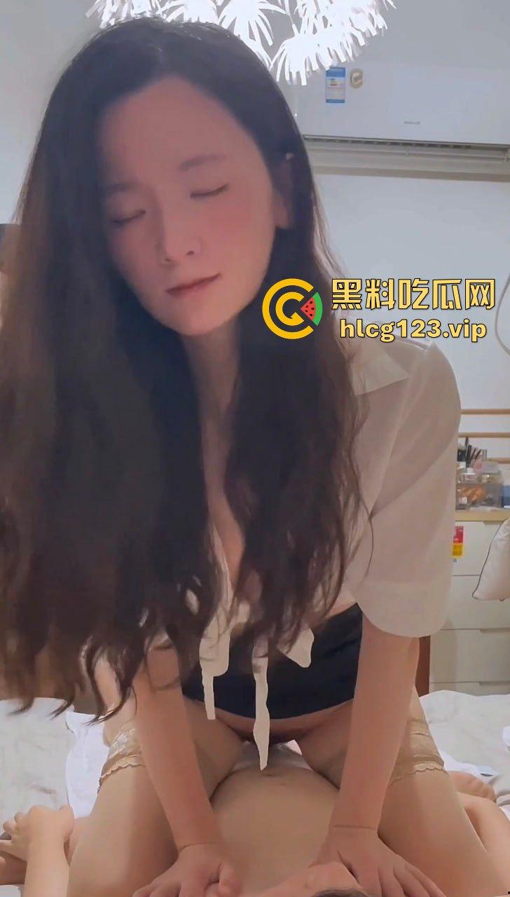 瓜友独家投稿！绿帽奴让自家风骚老婆露脸拍片，姿势爆操全套服务！  第10张