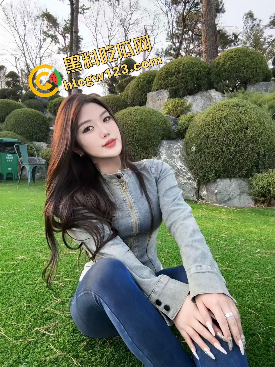 泡完脚直接车震，带上车开到地下车库直接开骑。妹子大尺寸操到娇喘连连 哥哥你戳到宫口了！  第3张