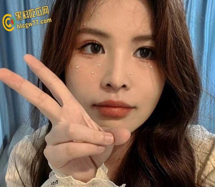 湖南农大研究生【张伊林】惊爆反差！清纯学姐变SM母狗，捆绑口球啪啪私拍泄露 !  第4张