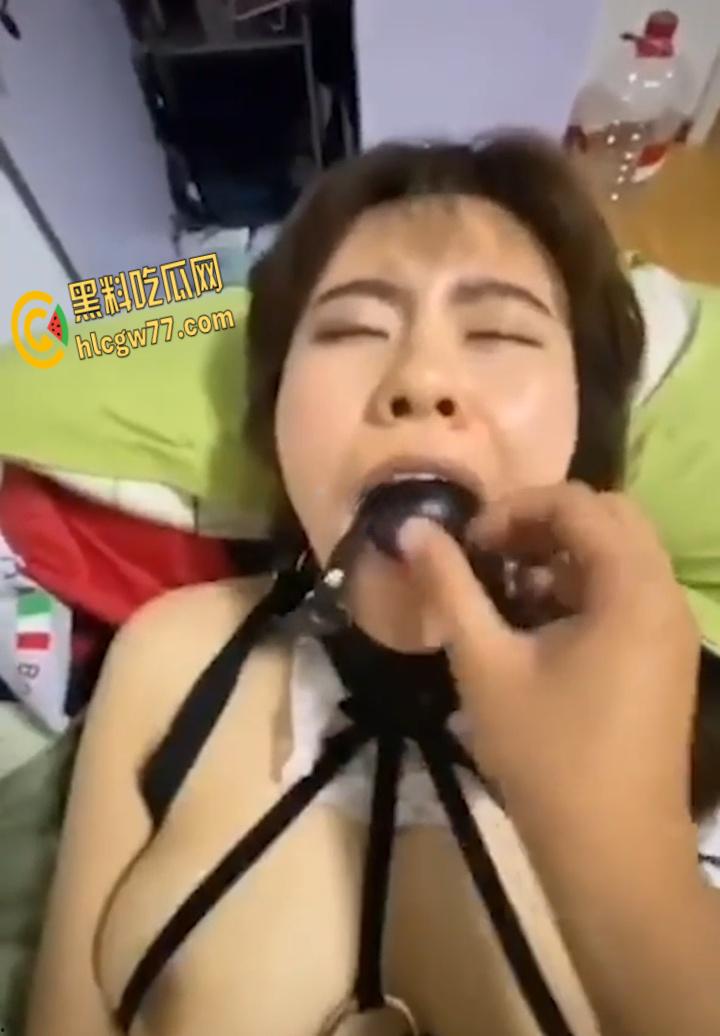 湖南农大研究生【张伊林】惊爆反差！清纯学姐变SM母狗，捆绑口球啪啪私拍泄露 !  第7张