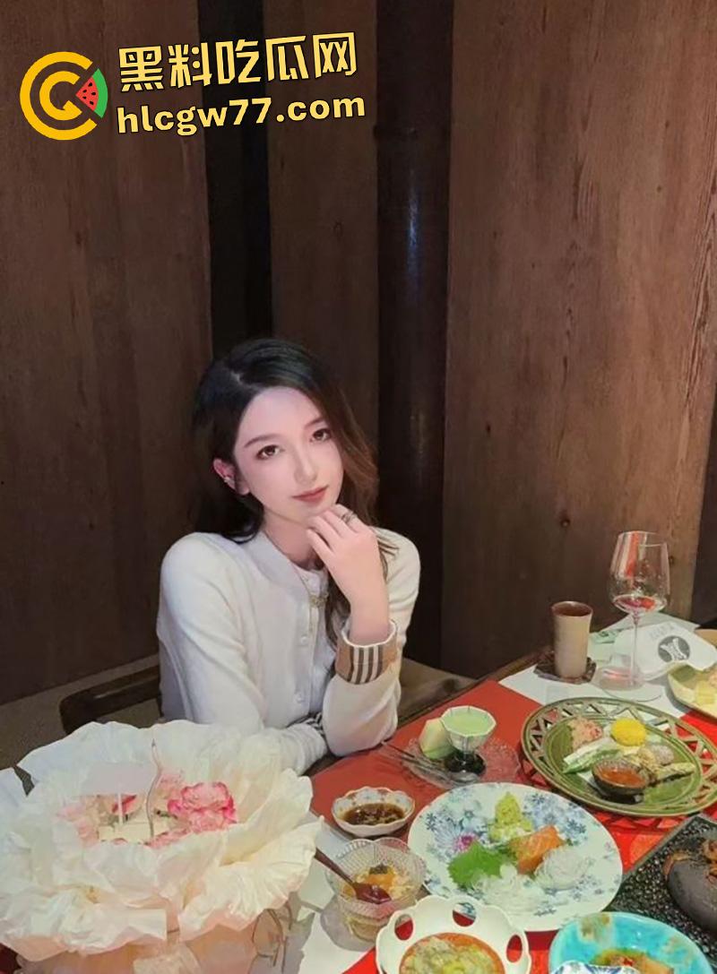 四川成都女主播【高洁】，被金主大价钱包养，不仅颜值高身材更是一流，这身材真让人眼馋！  第2张